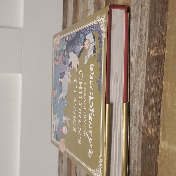 Disney Treasury of Children's Classics 1978 - Picture 9 of 10